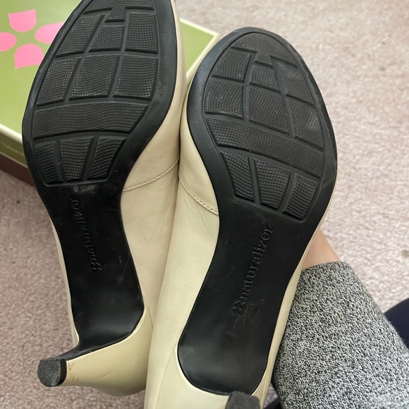 Naturalizer White Heels | Size 7M - Picture 3 of 8
